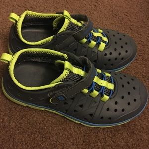 Stride Rite Made 2 Play Shoes